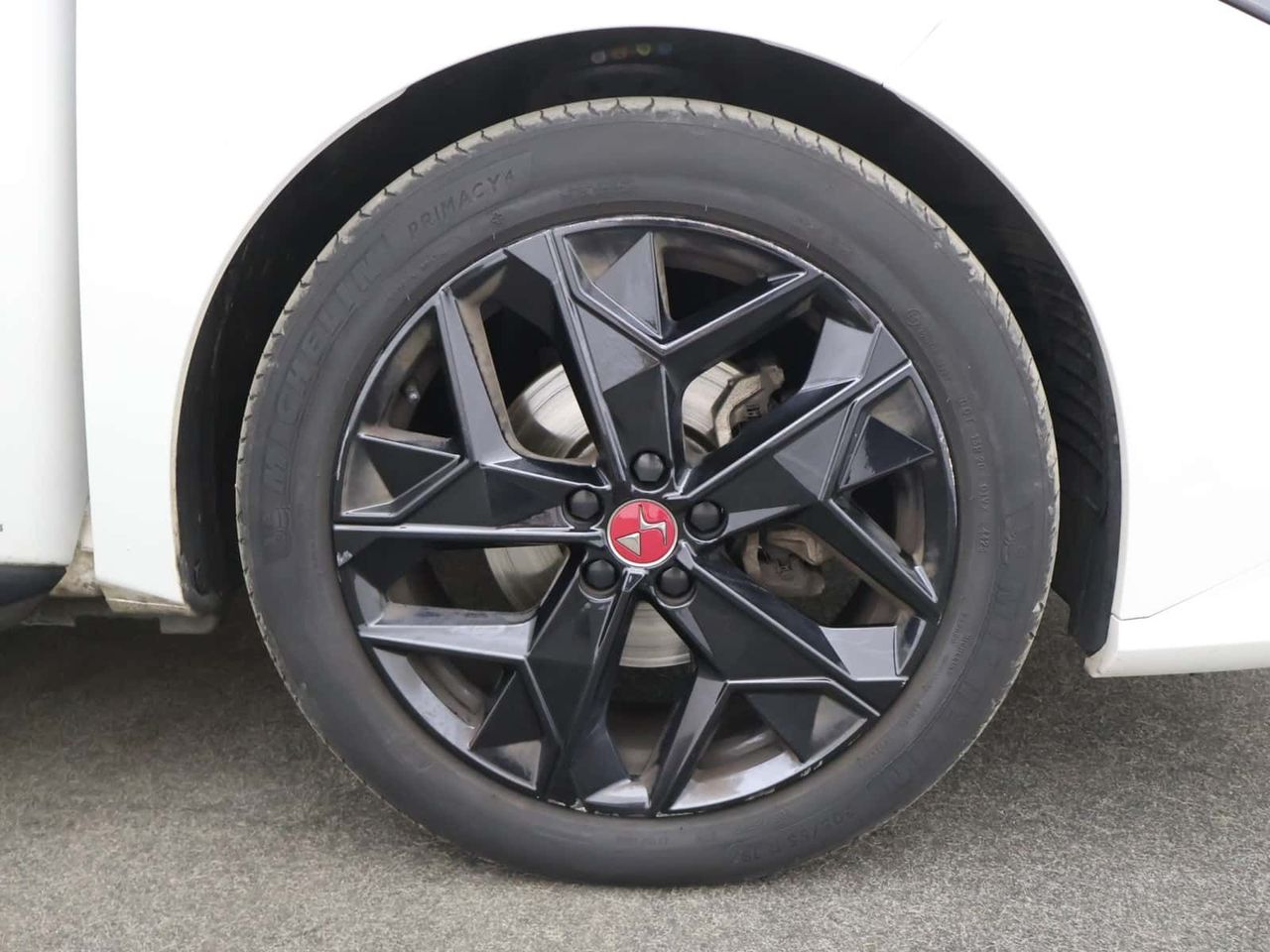 DS AUTOMOBILES DS 4