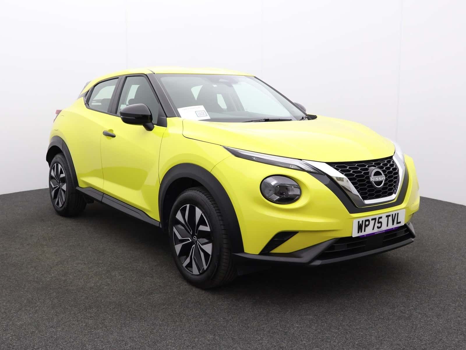 Nissan Juke listing photo