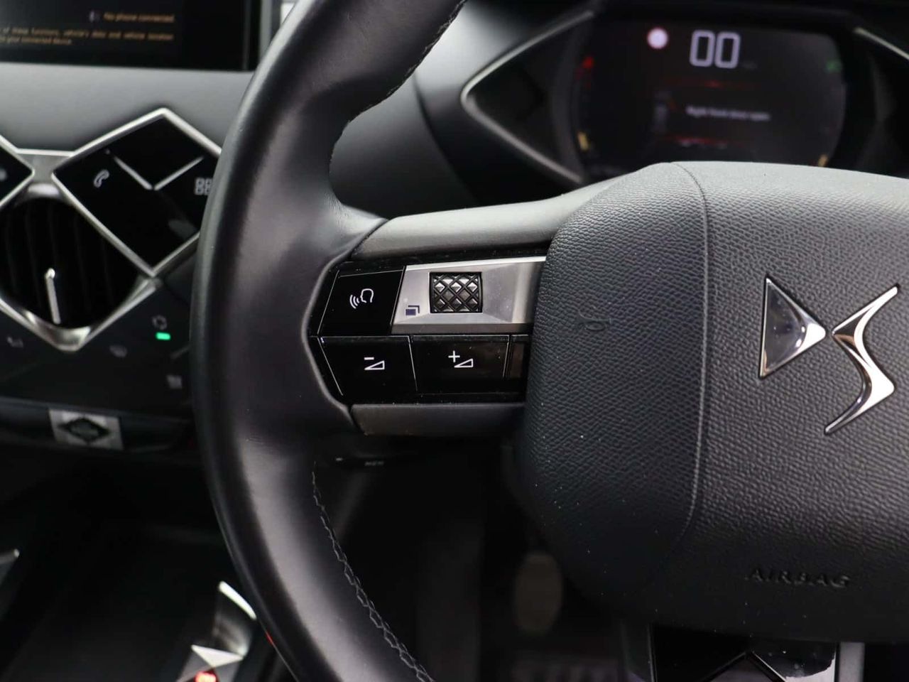 DS AUTOMOBILES DS 3 CROSSBACK 