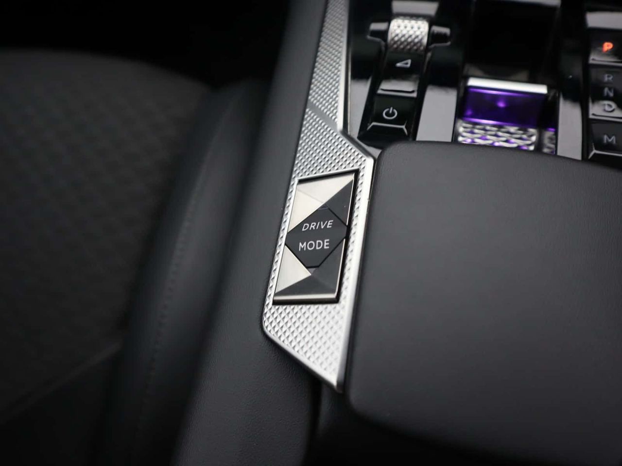 DS AUTOMOBILES DS 4 