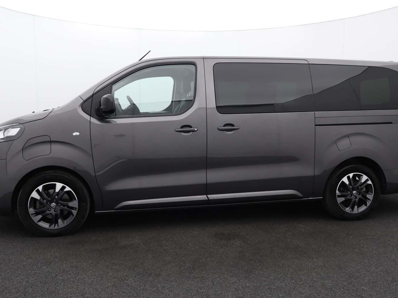 Vauxhall Vivaro Life Electric 
