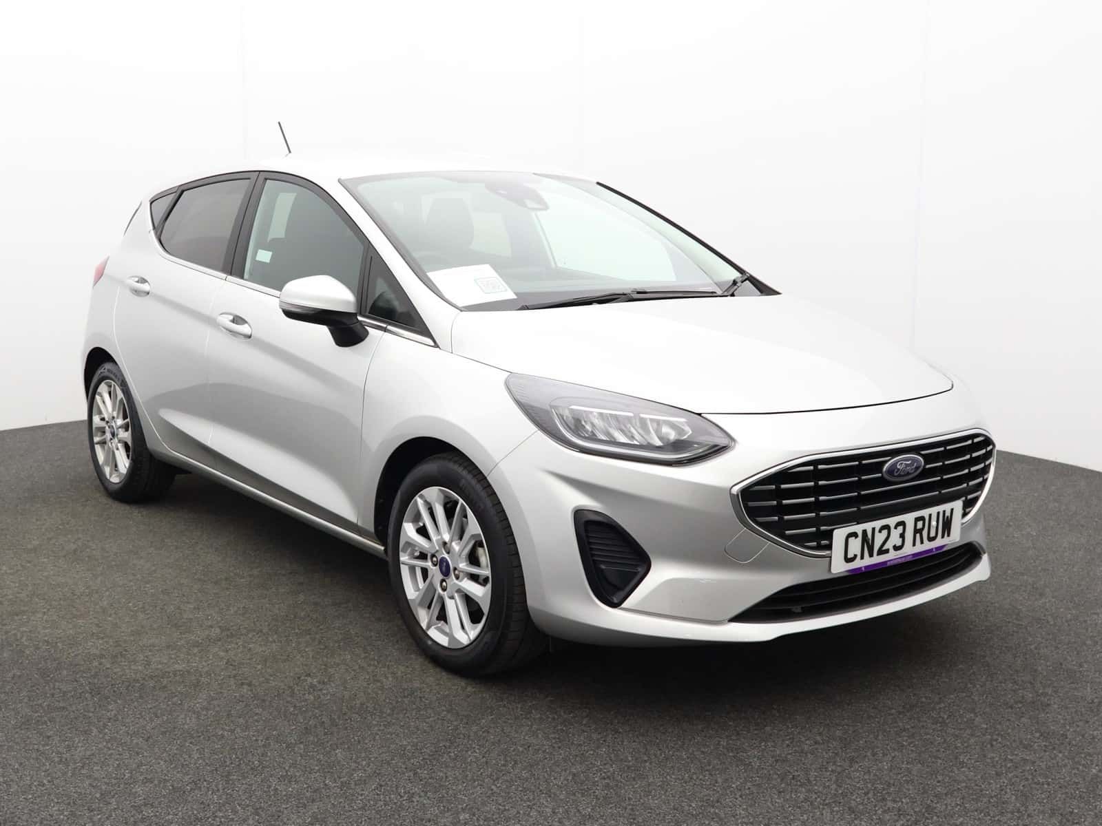 Ford Fiesta listing photo