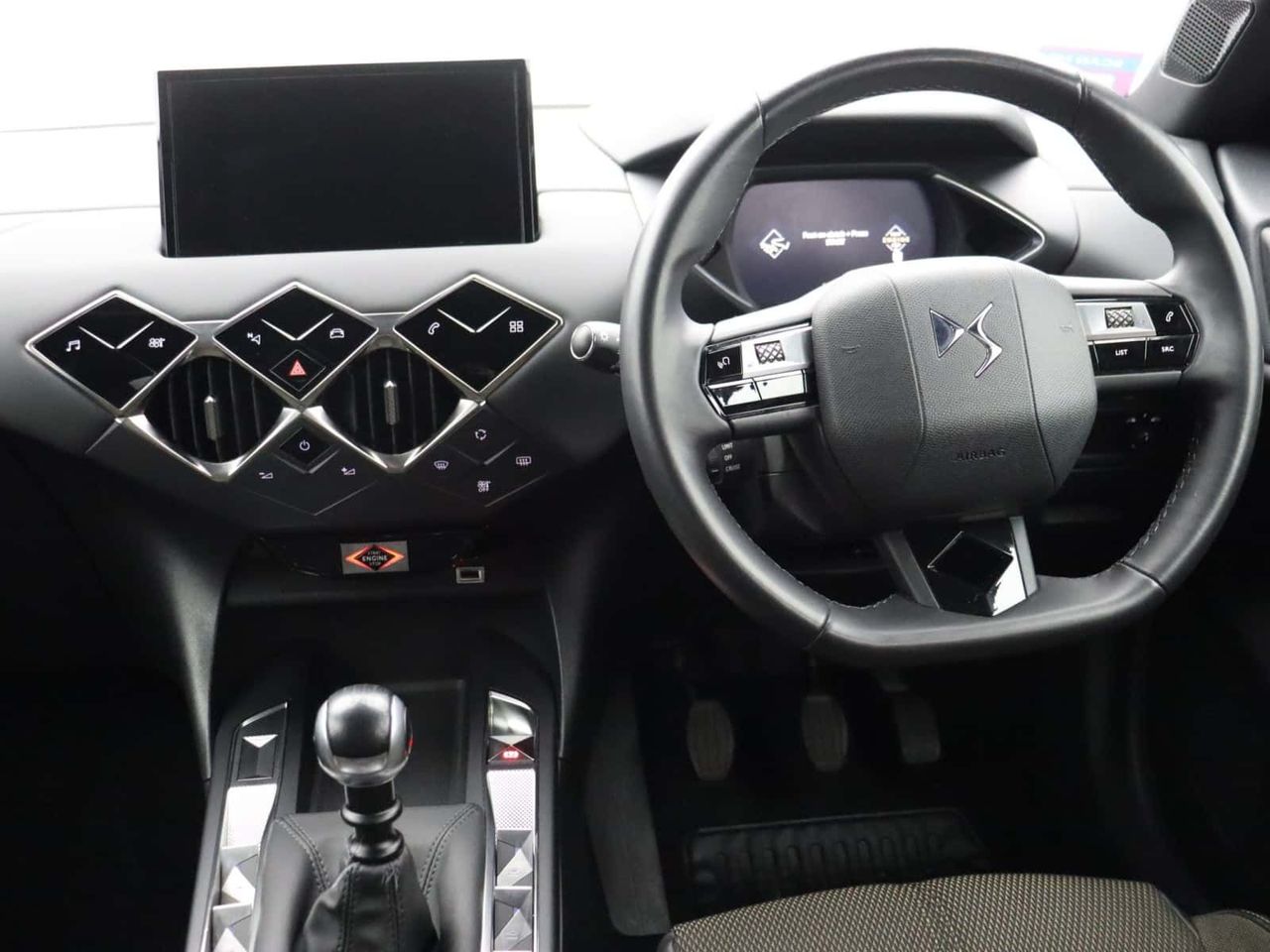 DS AUTOMOBILES DS 3 CROSSBACK 