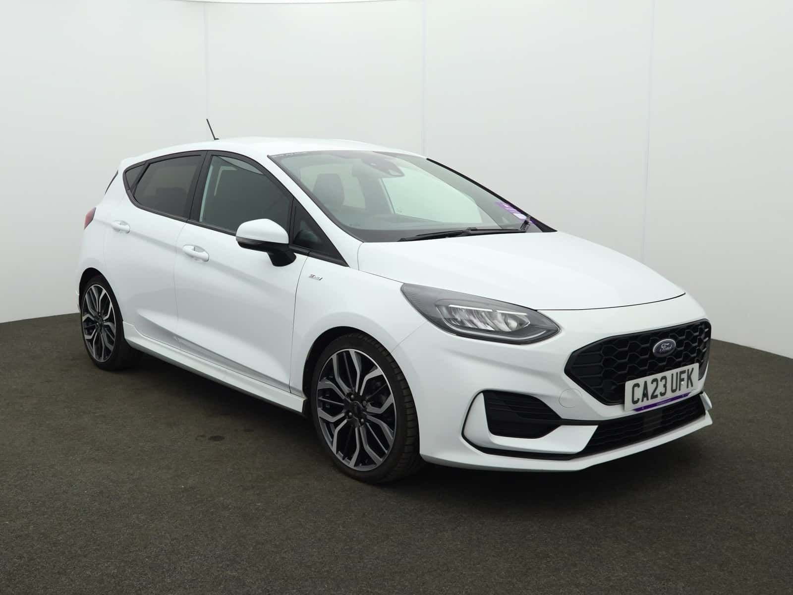 Ford Fiesta listing photo