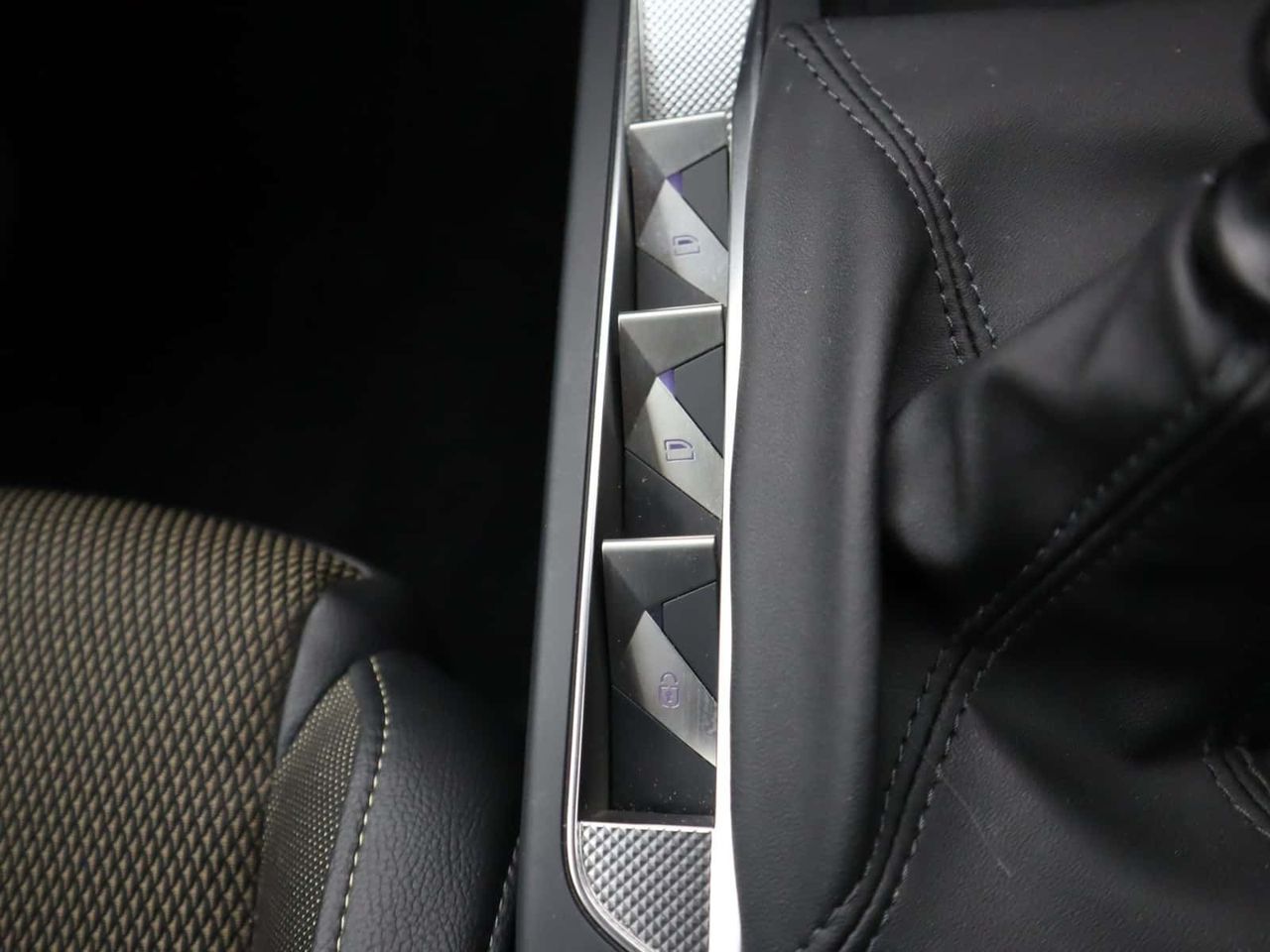 DS AUTOMOBILES DS 3 CROSSBACK