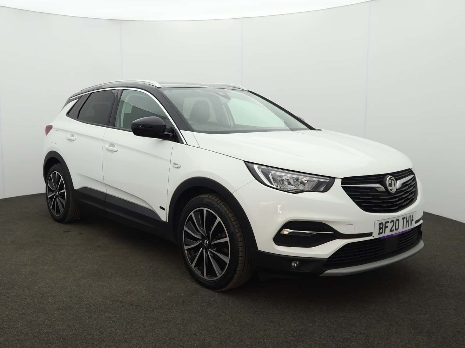 Vauxhall Grandland X listing photo