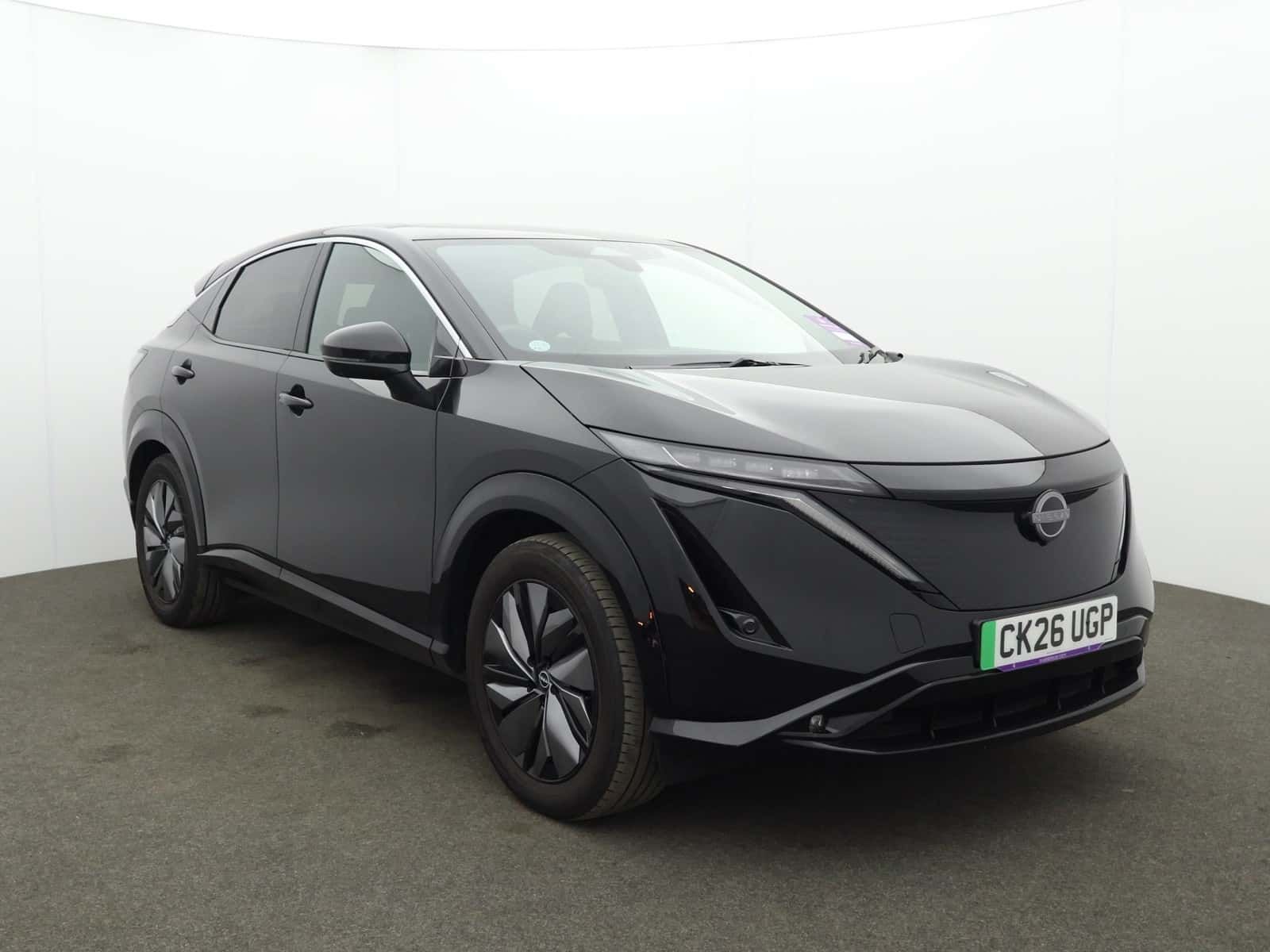 Nissan Ariya listing photo