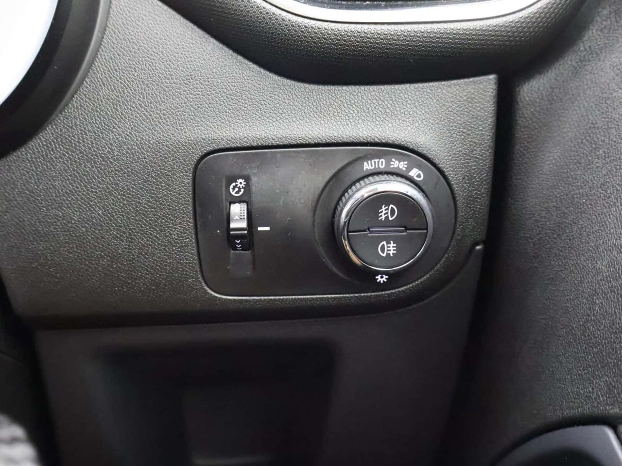 Vauxhall Crossland X