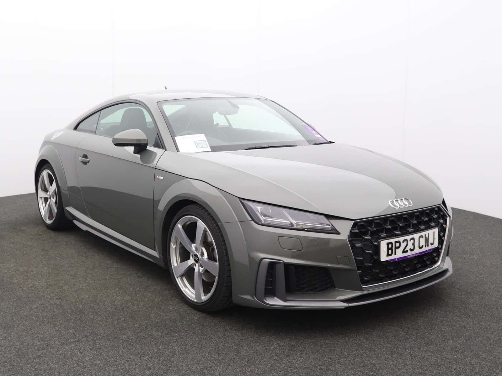 Audi Tt listing photo