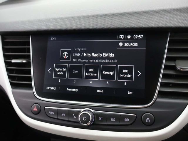 Vauxhall Crossland X