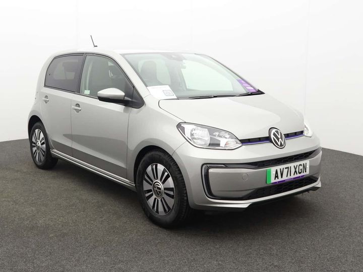 2022 volkswagen e-up!  up 60kw e-up 32kwh 5dr auto automatic electric 25,238 01/2022 only £9,499 per month £139.94 heated seats |... photo