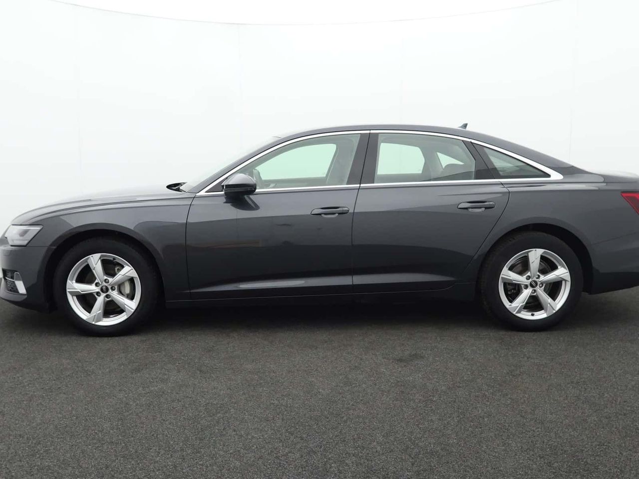 Audi A6 Saloon 