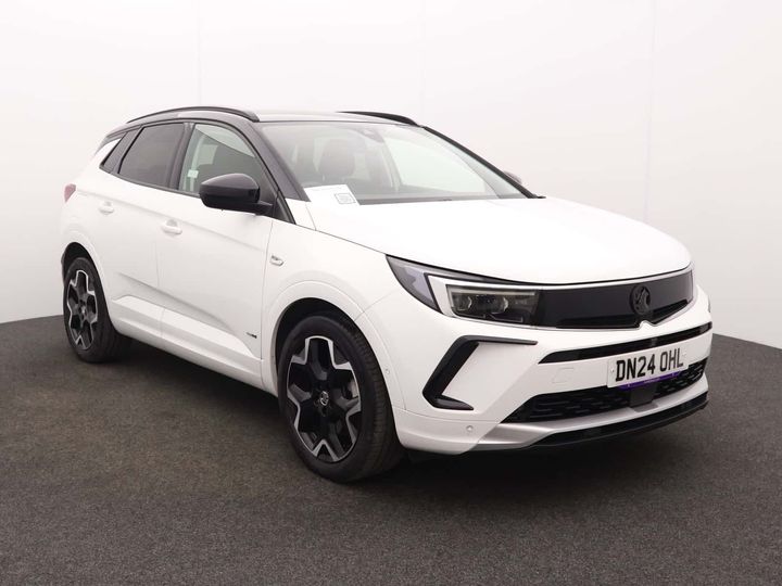 2024 vauxhall grandland  grandland 1.6 plug-in hybrid 225 ultimate 5dr auto automatic petrol plug-in hybrid 22,506 06/2024 only £16,999 per month... photo
