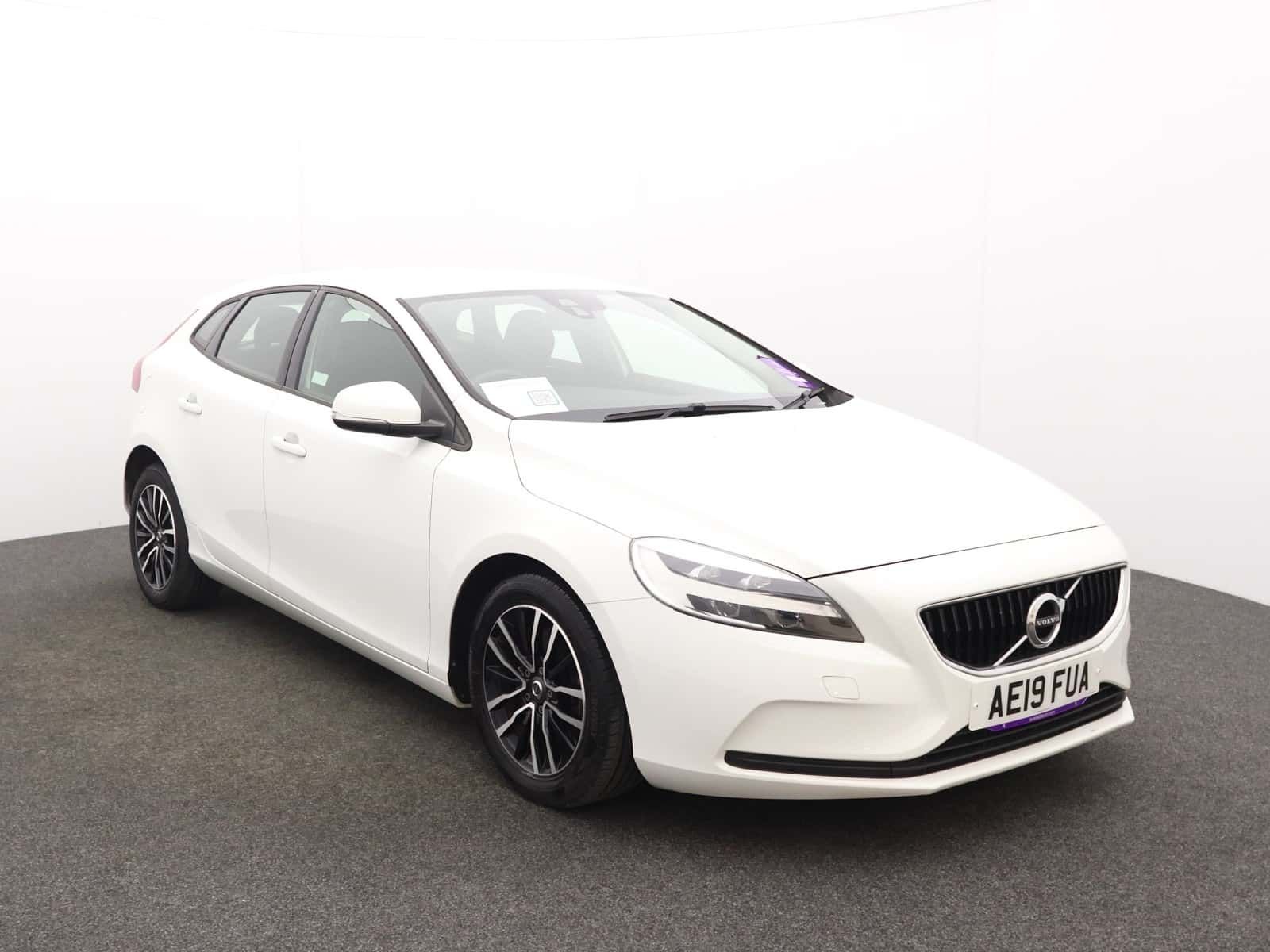Volvo V40 listing photo