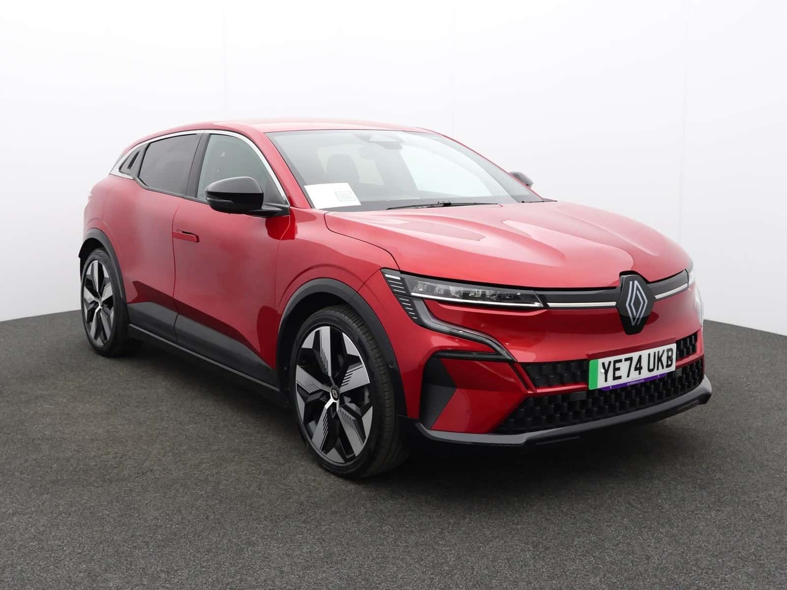 Renault Megane E-tech listing photo
