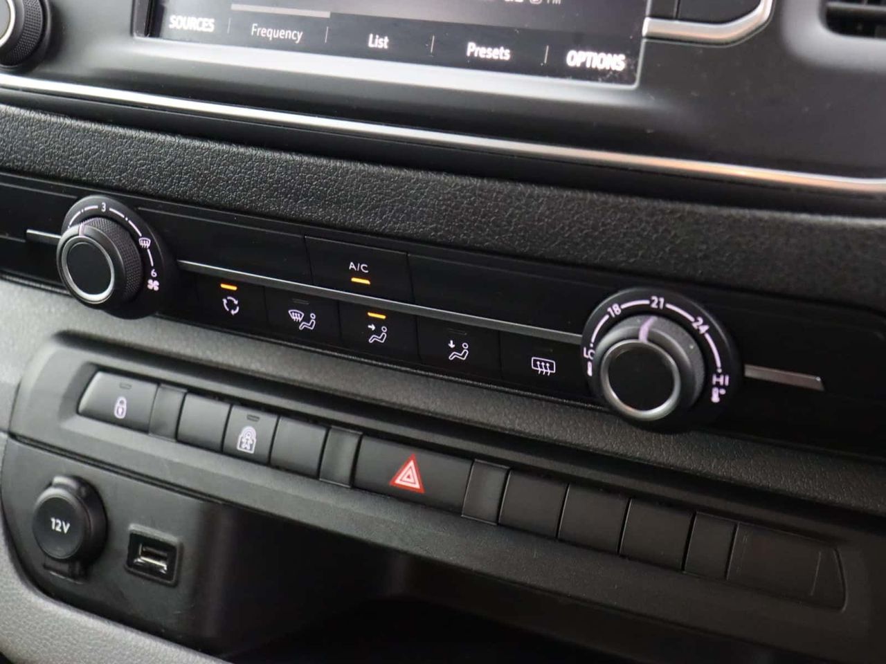 Vauxhall Vivaro Life Electric 