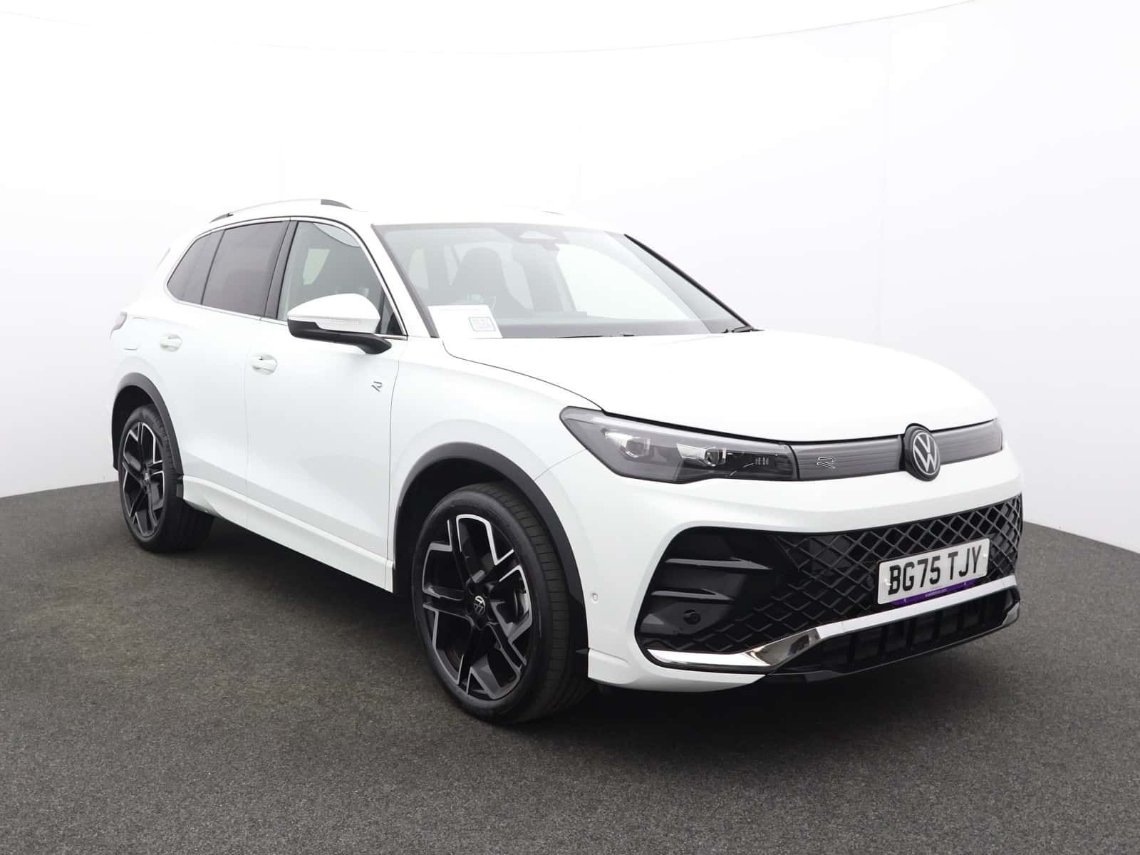 Volkswagen Tiguan dealer public-web source image