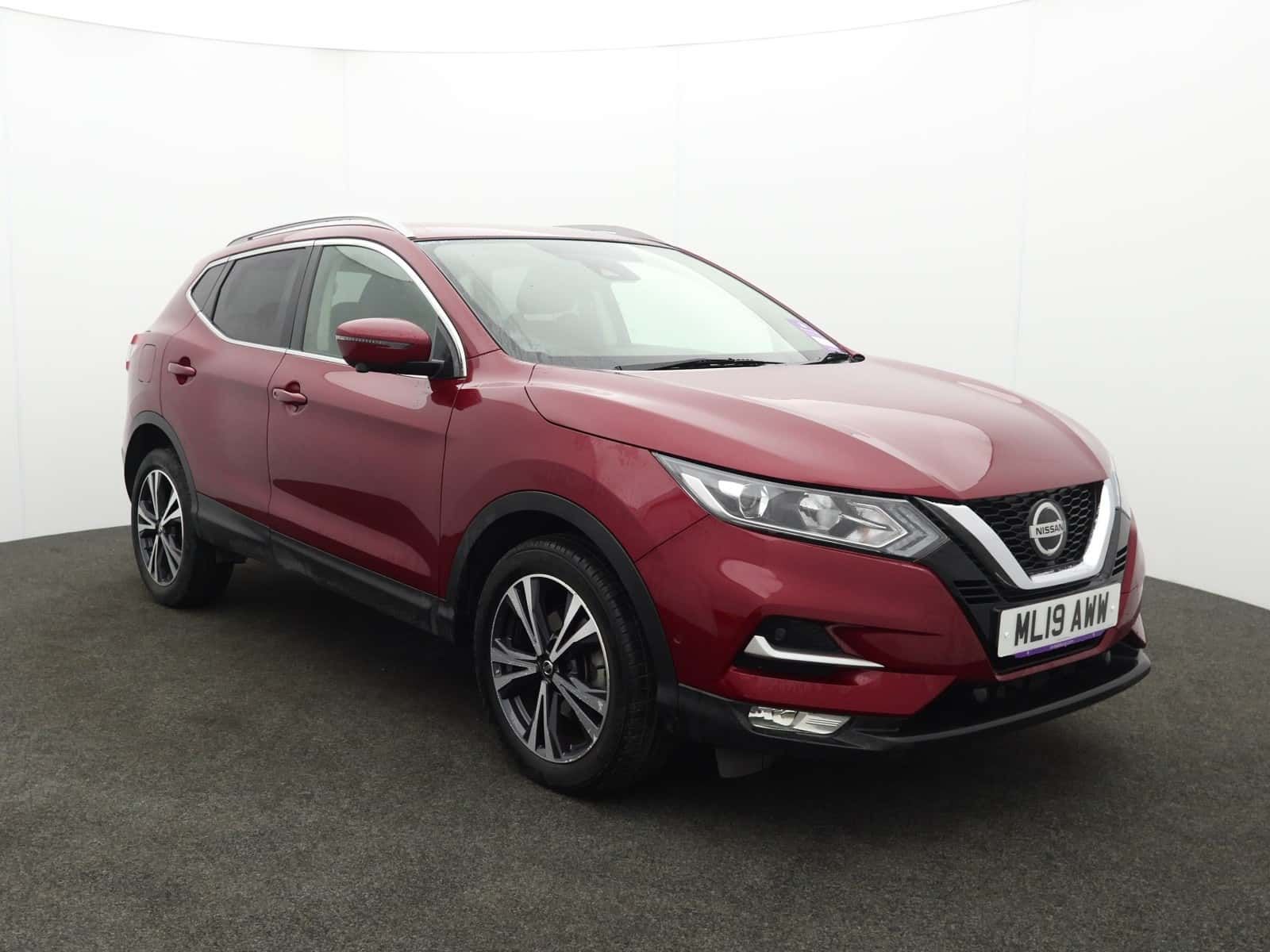 Nissan Qashqai listing photo