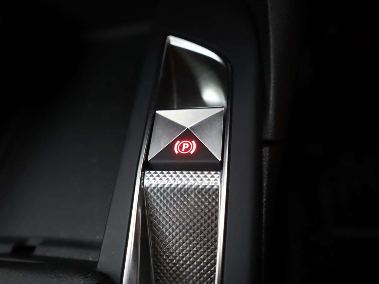 DS AUTOMOBILES DS 3 CROSSBACK