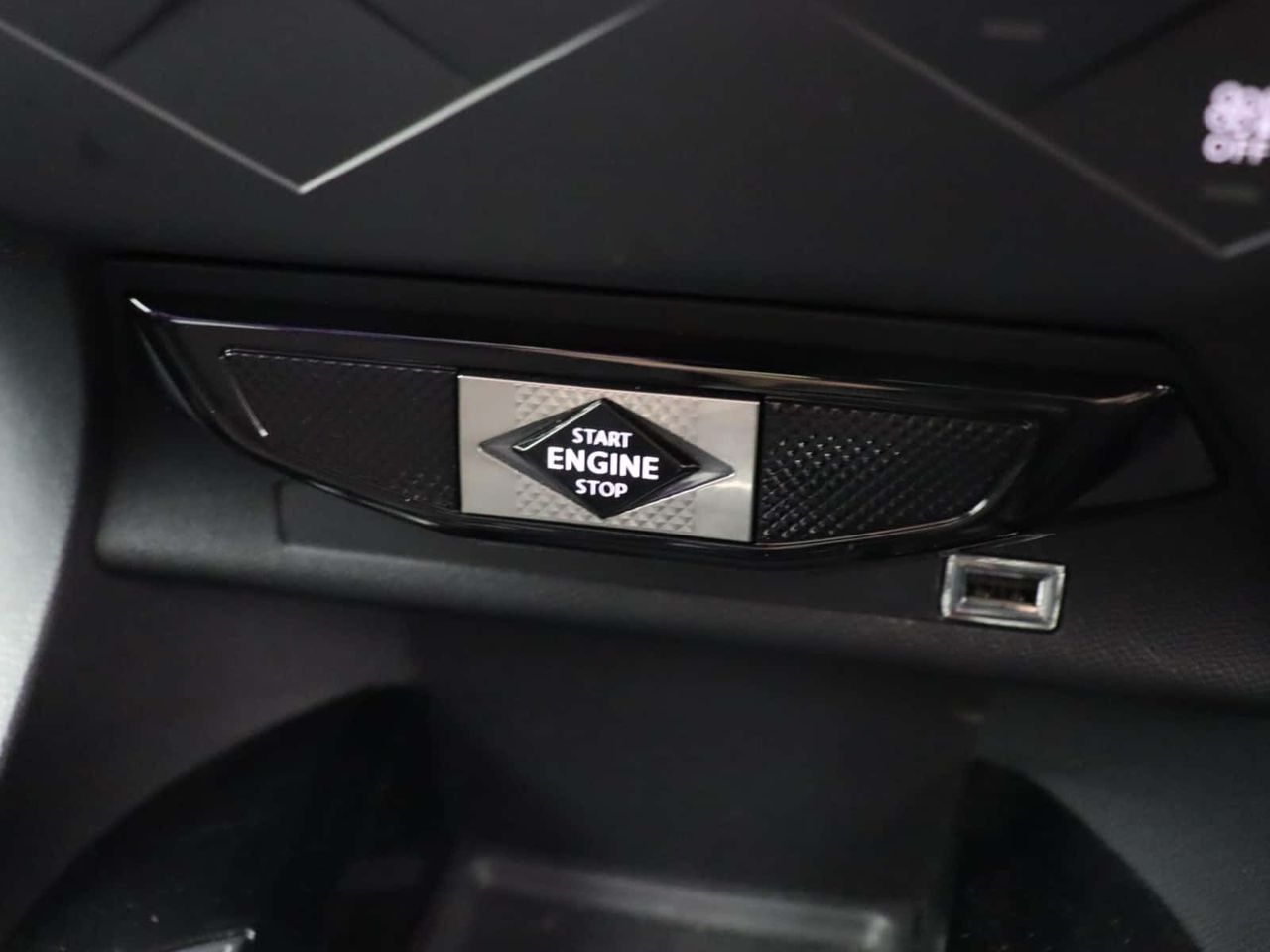 DS AUTOMOBILES DS 3 CROSSBACK