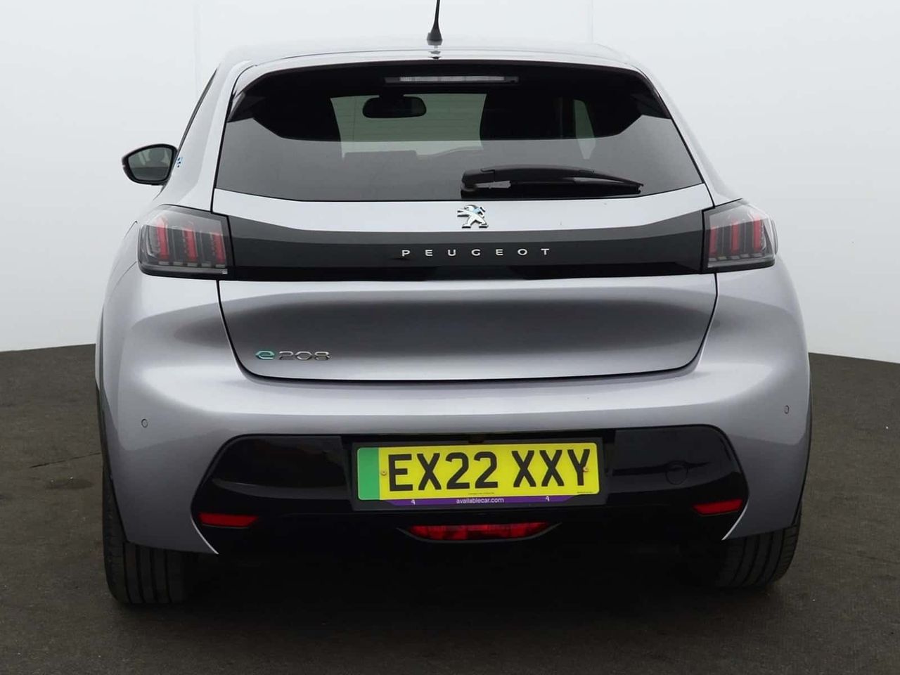 Peugeot E-208 