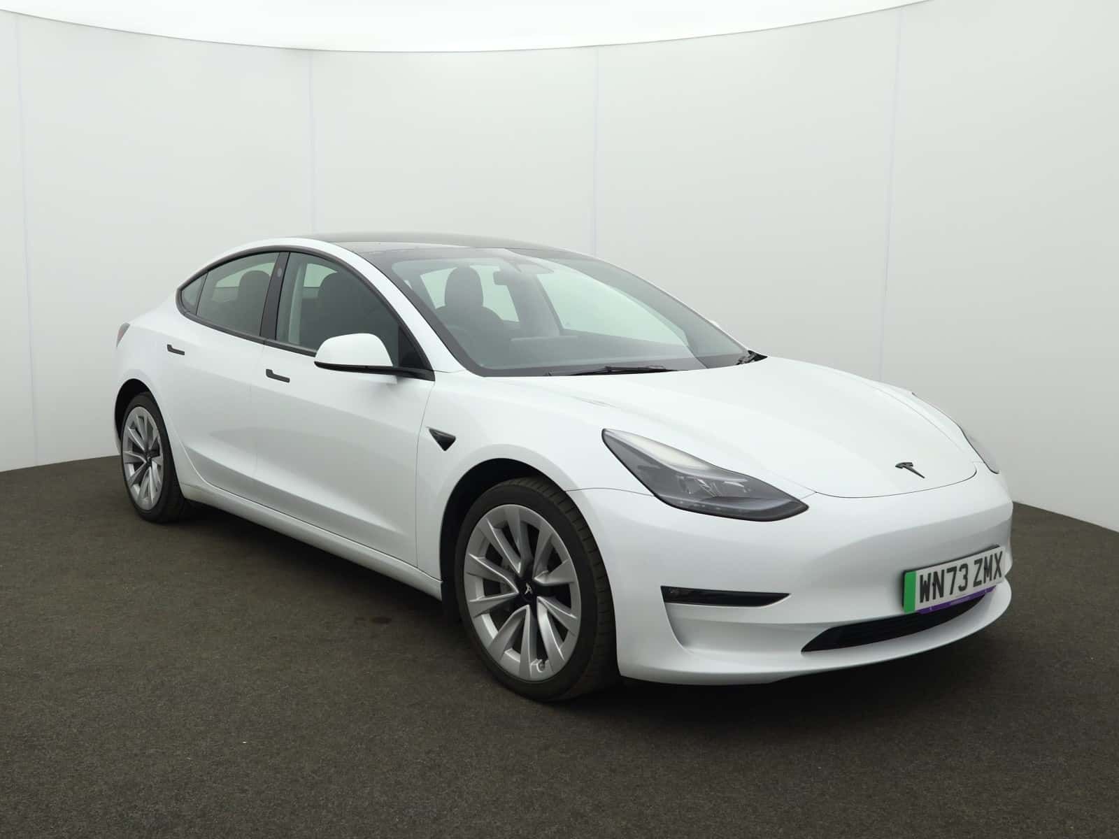 Tesla Model 3 listing photo