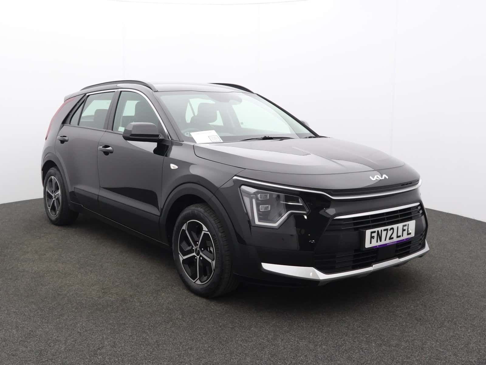 Kia Niro listing photo