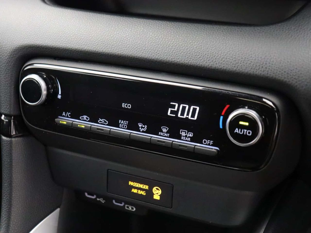 Mazda Mazda2 HYBRID 