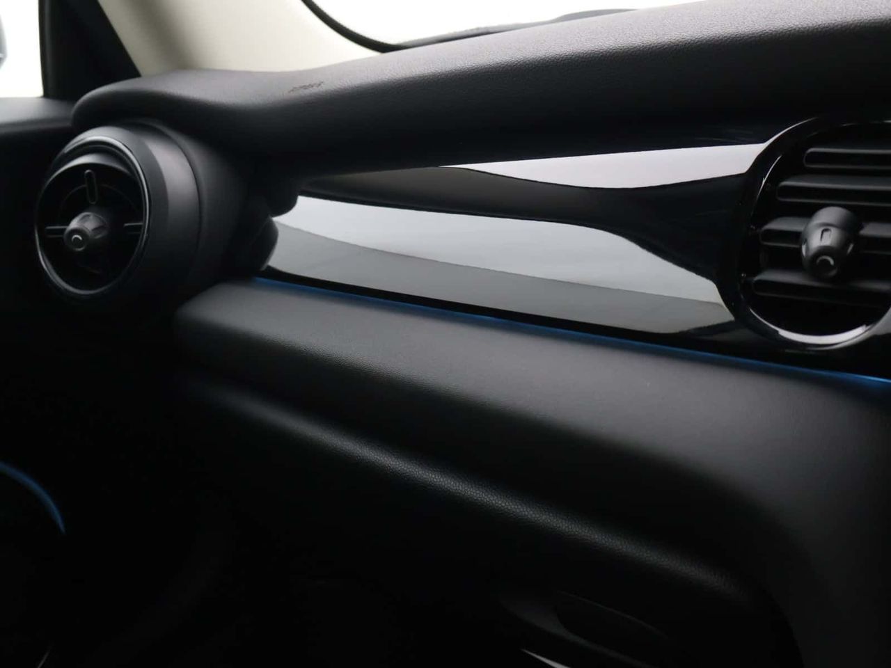 MINI Electric Hatch