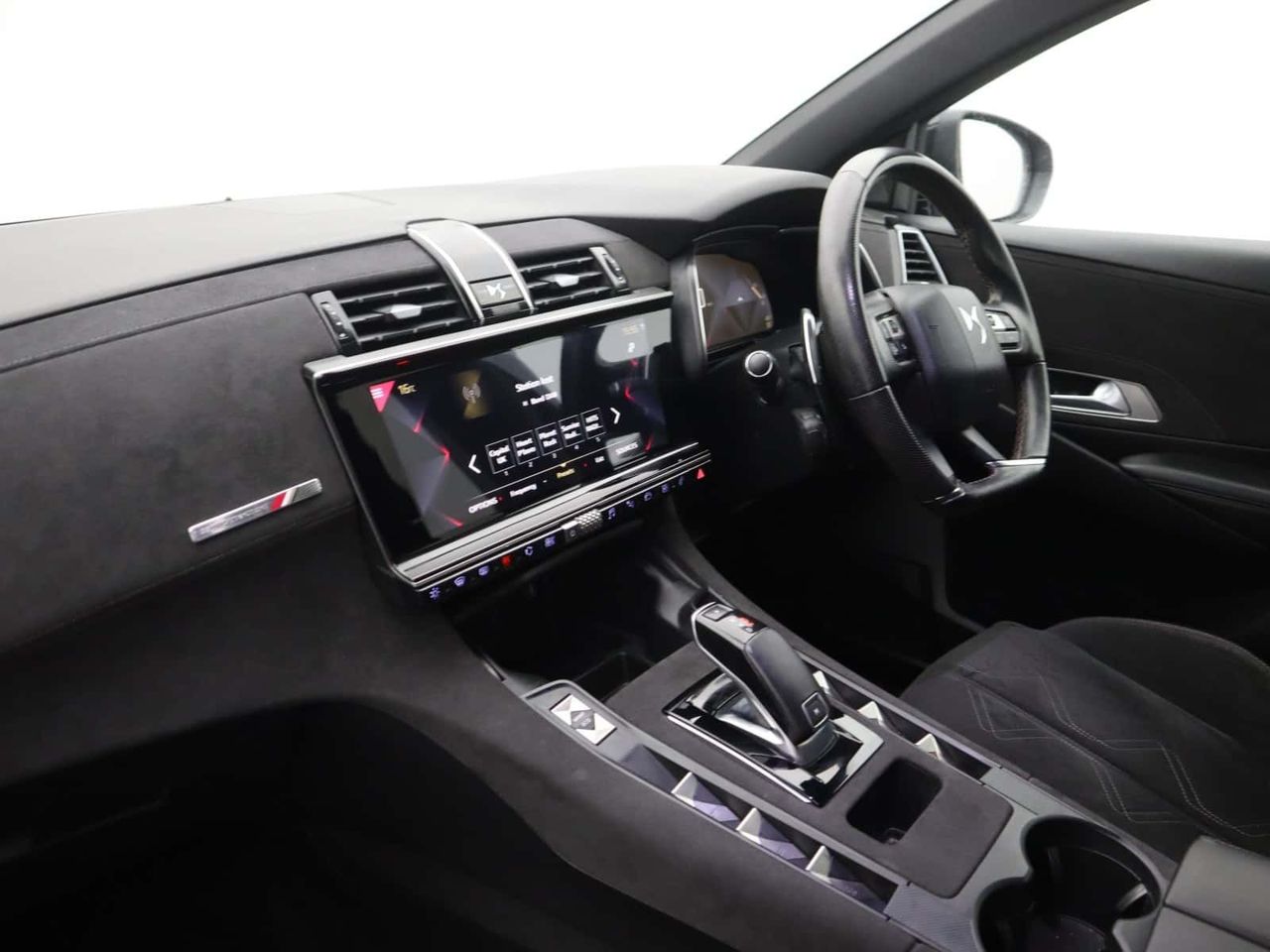 DS AUTOMOBILES DS 7 CROSSBACK 