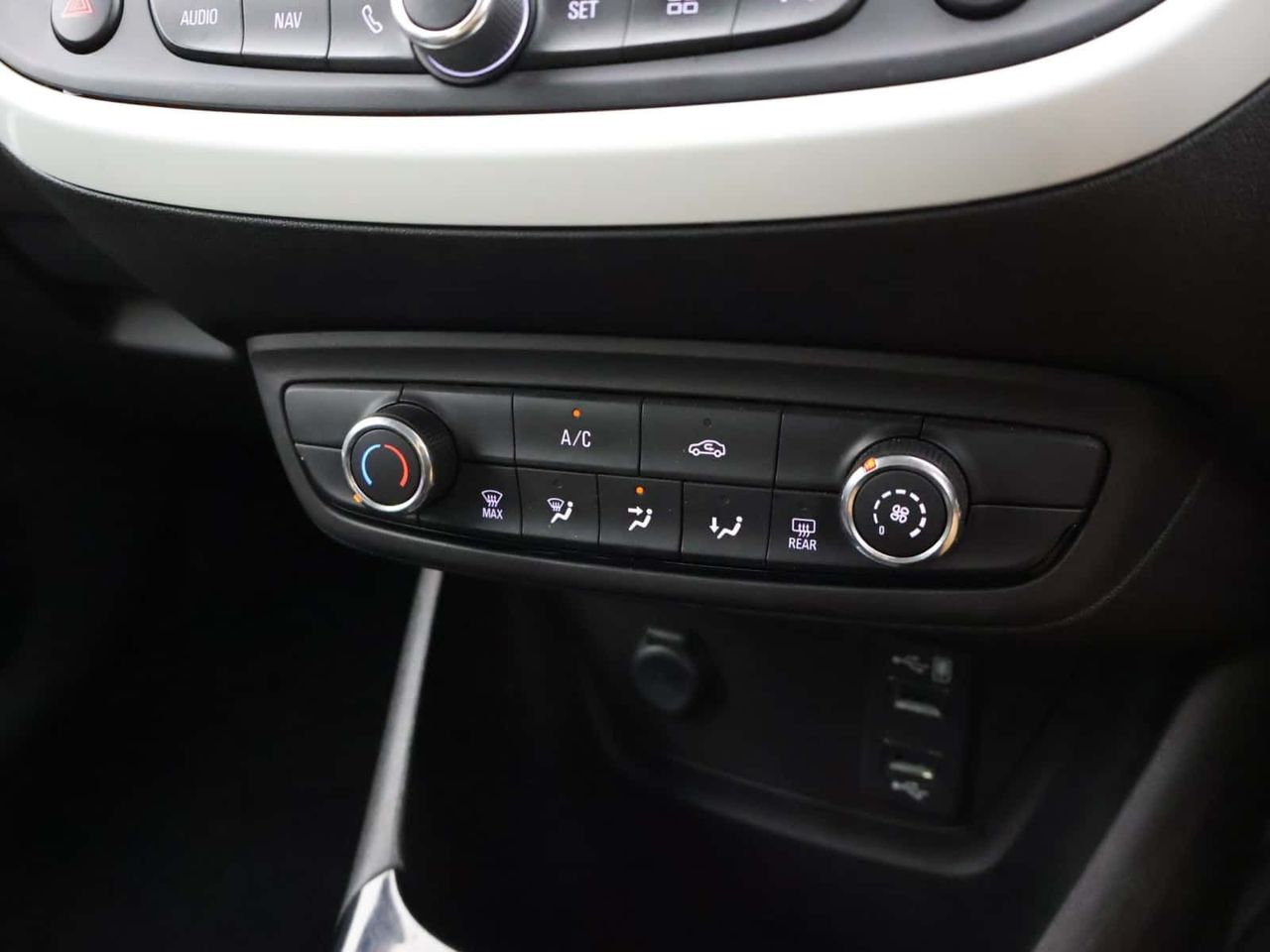 Vauxhall Crossland X