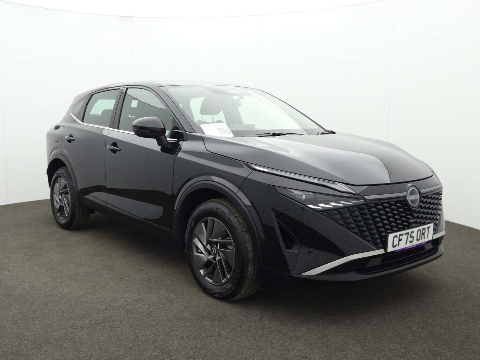 Nissan Qashqai listing photo