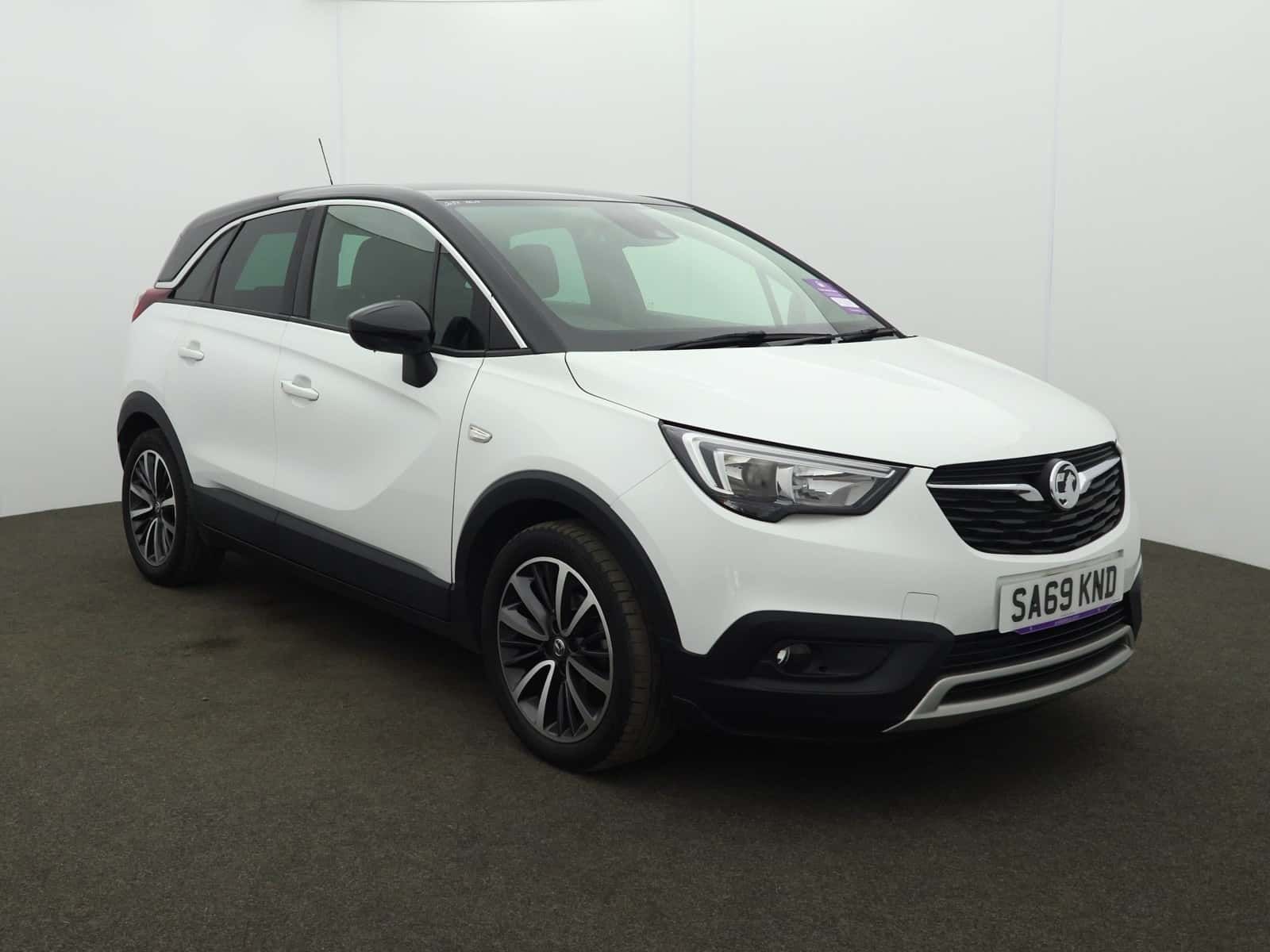 Vauxhall Crossland X listing photo