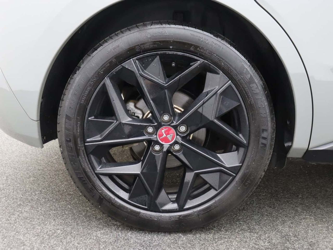 DS AUTOMOBILES DS 4