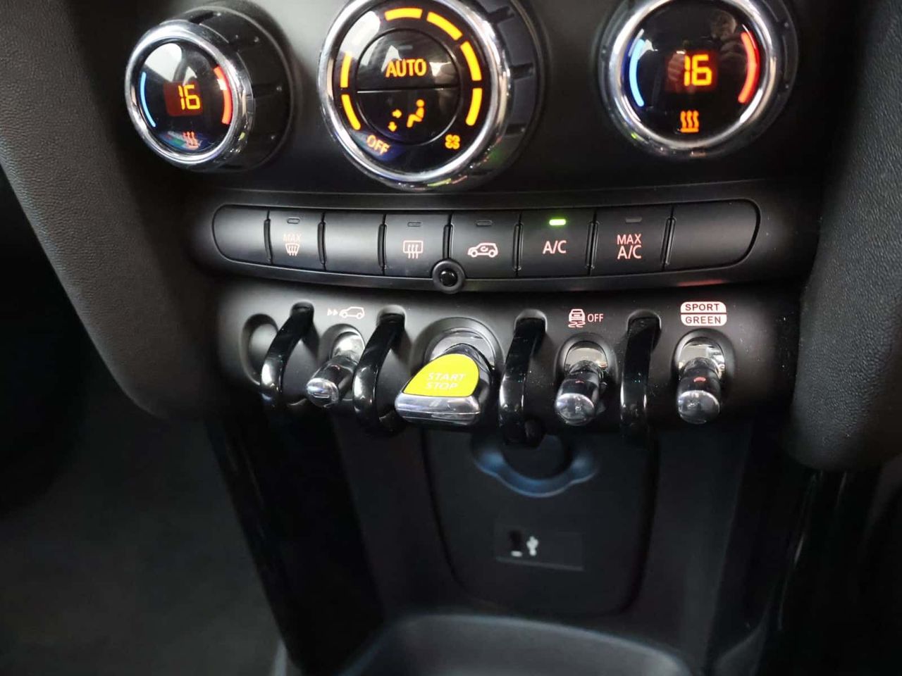 MINI Electric Hatch