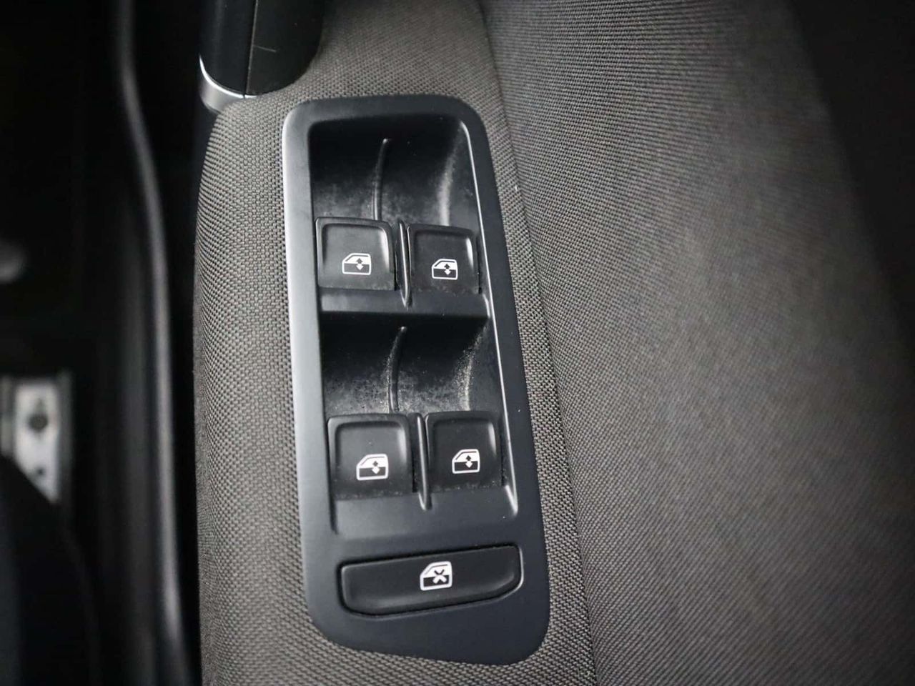 Volkswagen Golf SV 