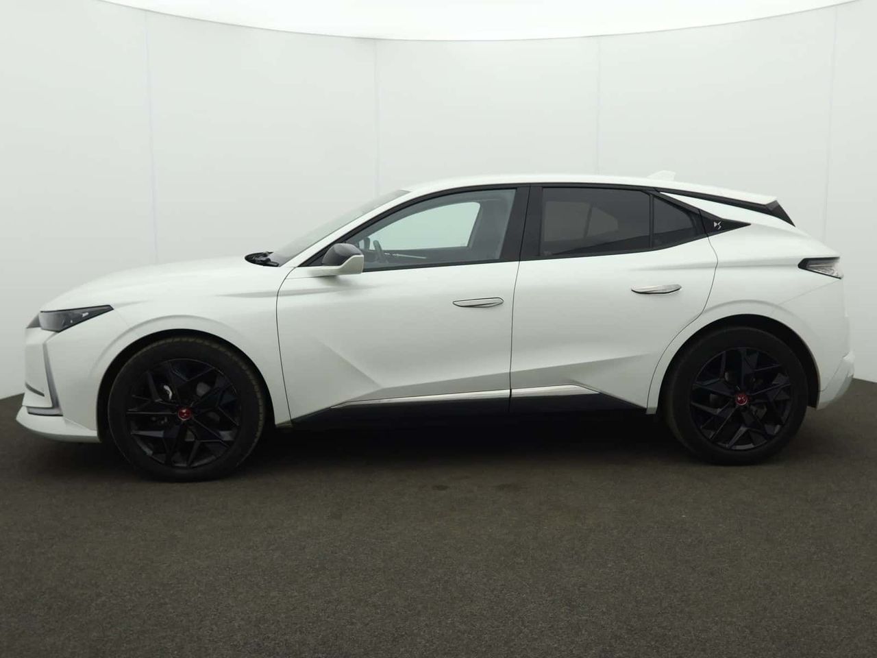 DS AUTOMOBILES DS 4