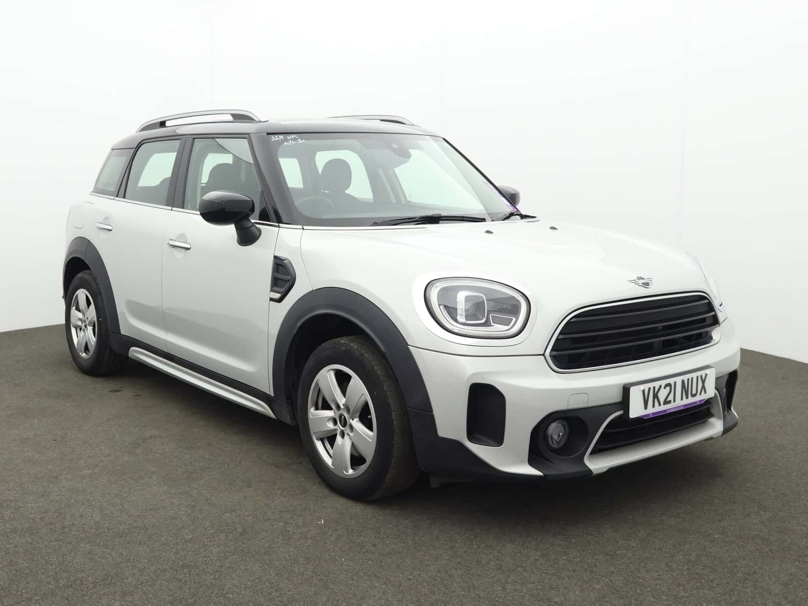 MINI Countryman listing photo