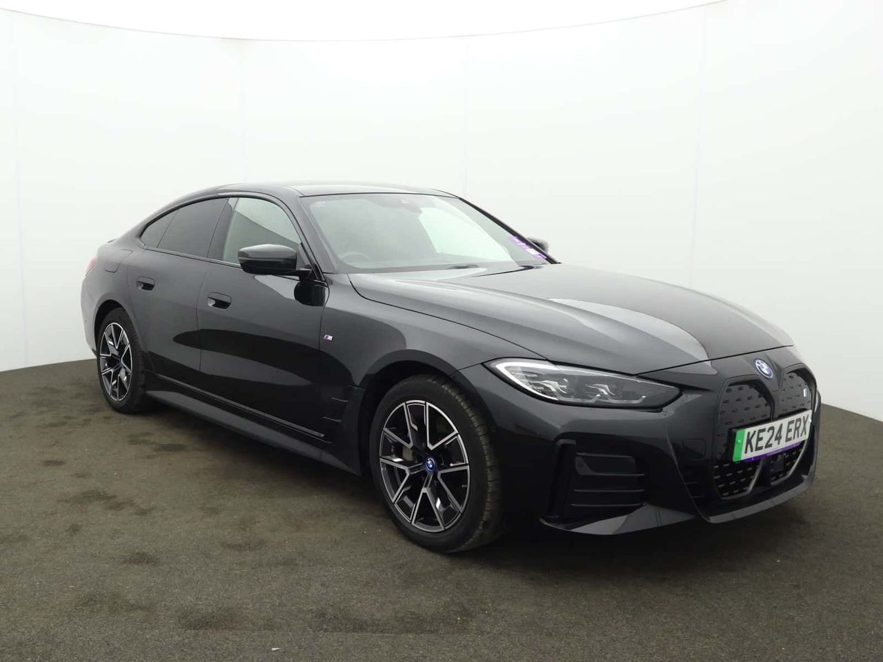 2024 BMW i4