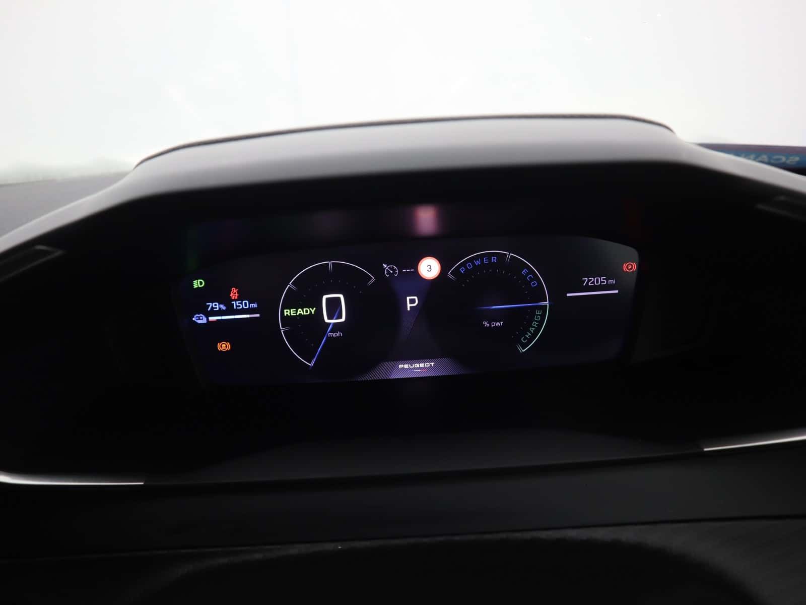 Peugeot E-2008