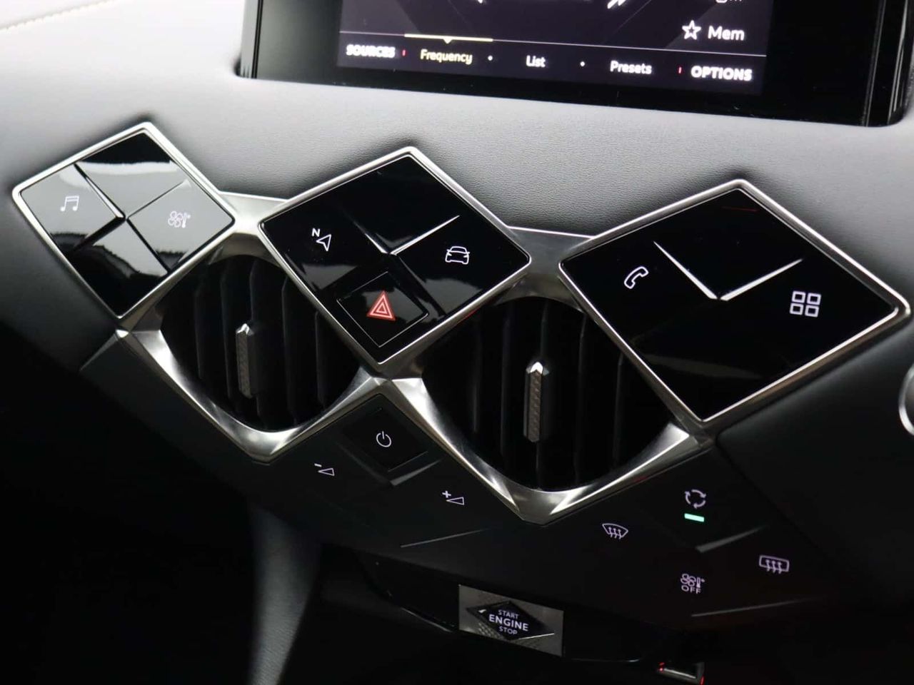 DS AUTOMOBILES DS 3 CROSSBACK 