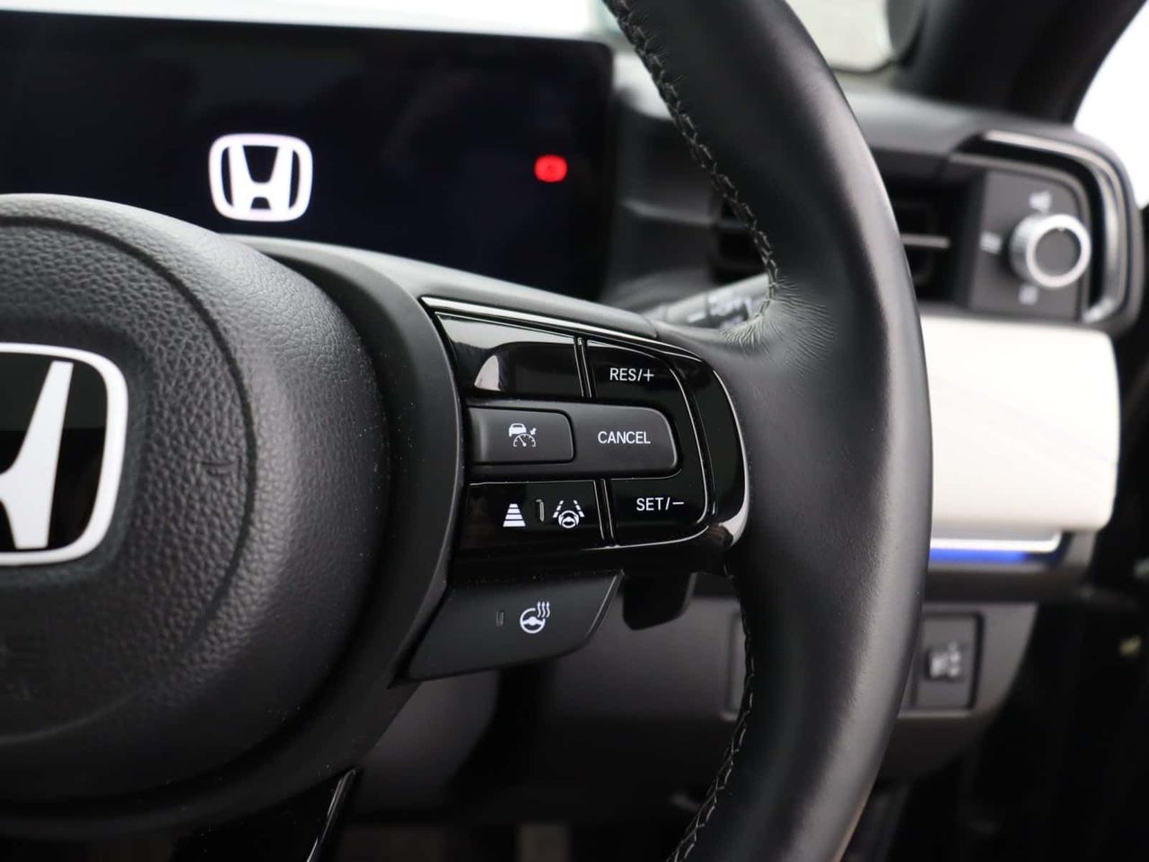 Honda e:Ny1