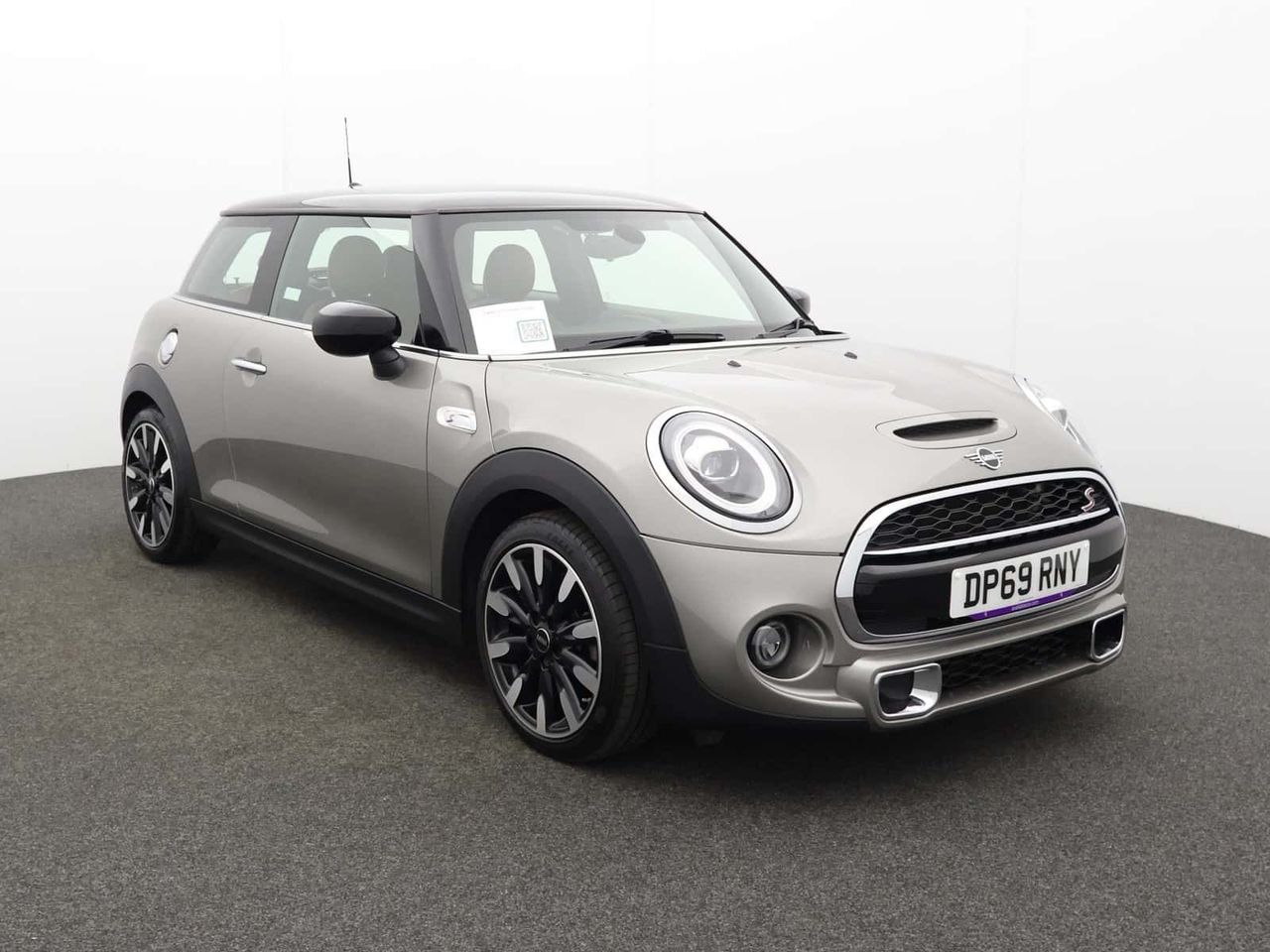 Mini Hatch 2019