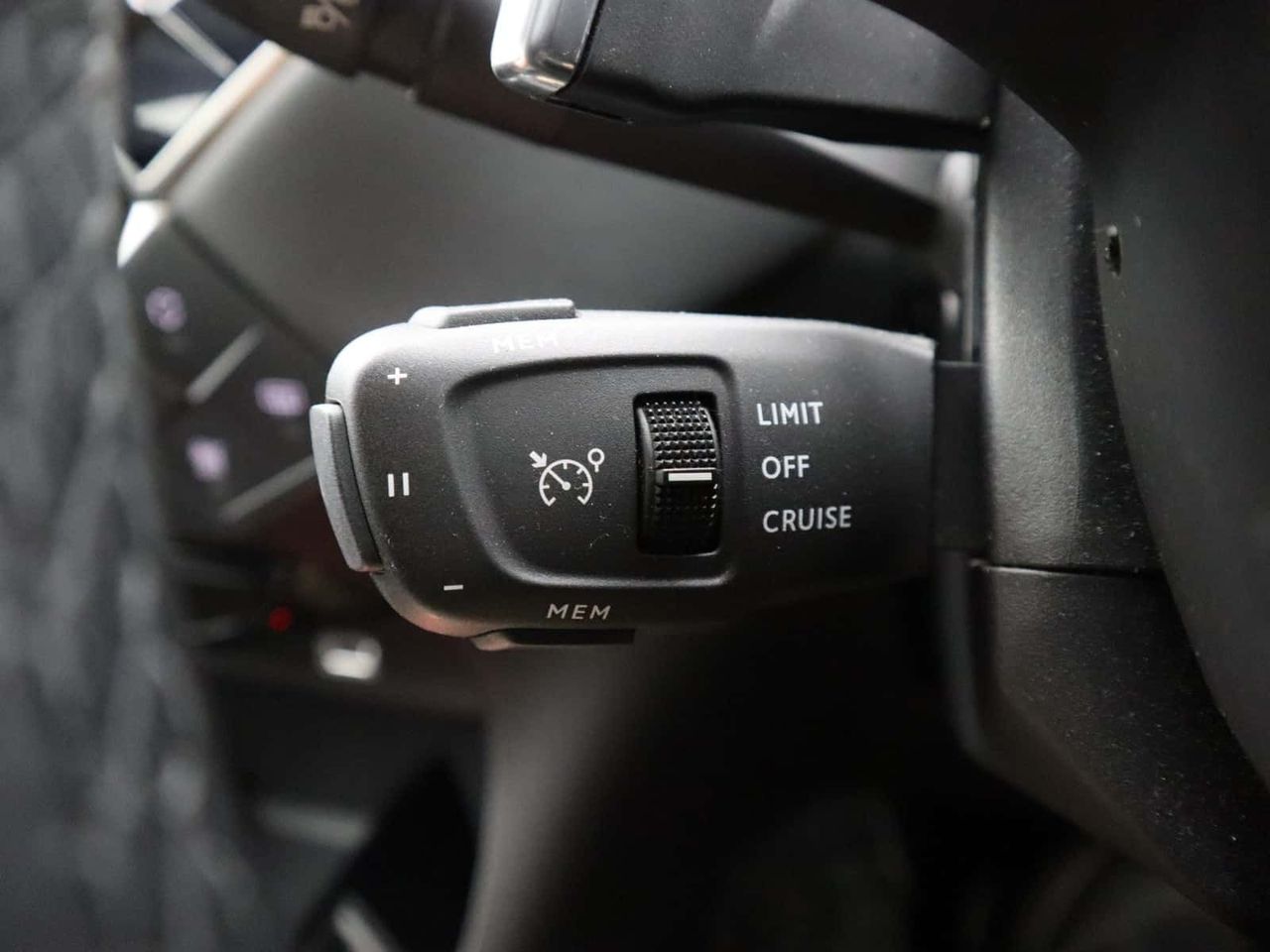 DS AUTOMOBILES DS 3 CROSSBACK 
