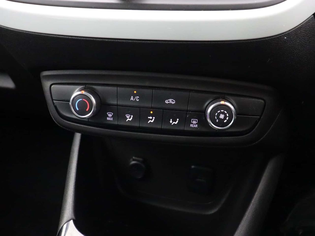 Vauxhall Crossland X