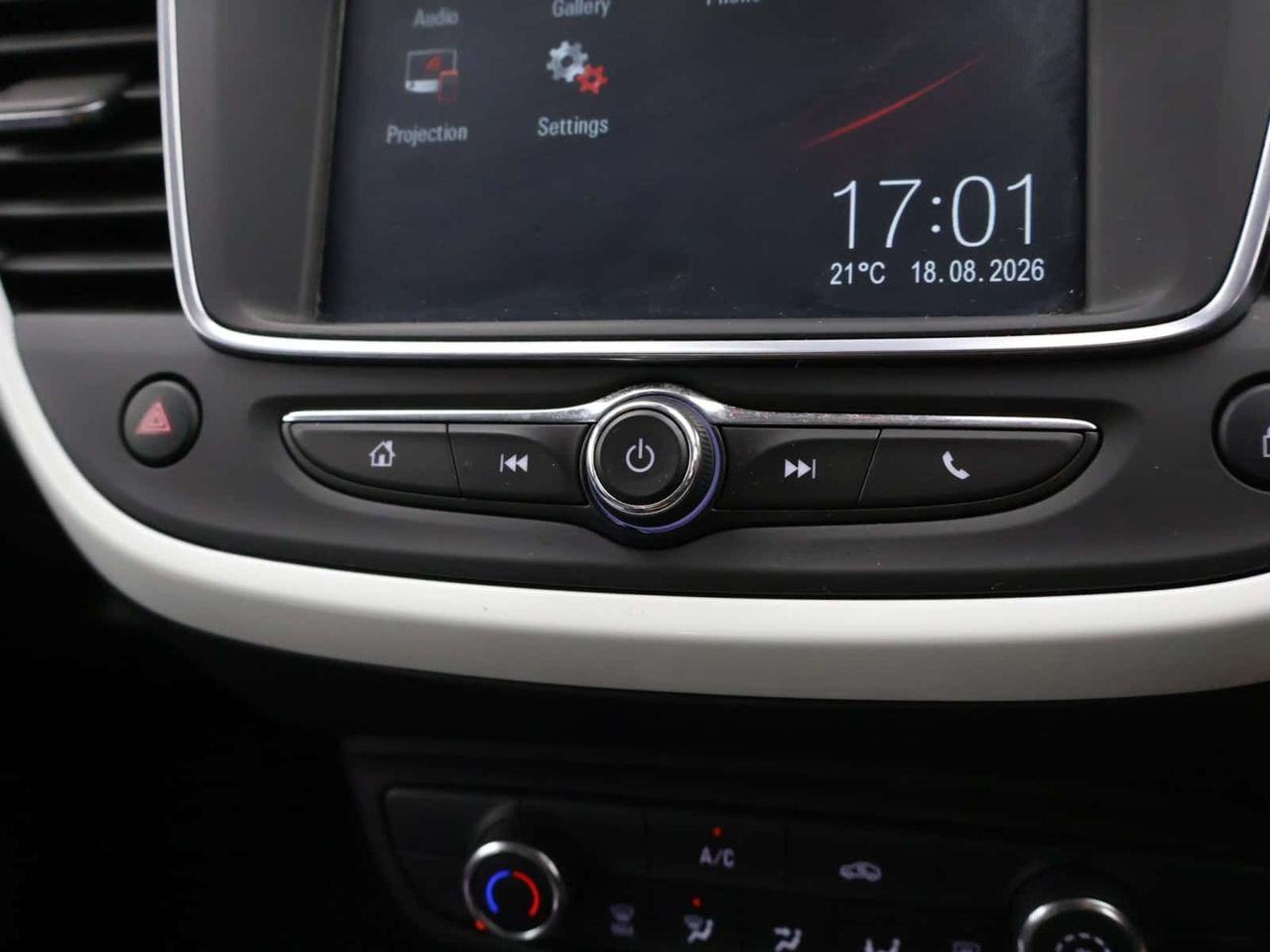 Vauxhall Crossland X