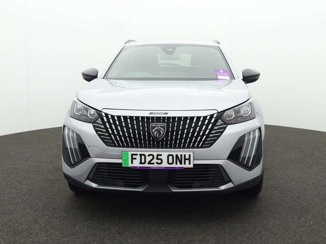 Peugeot E-2008