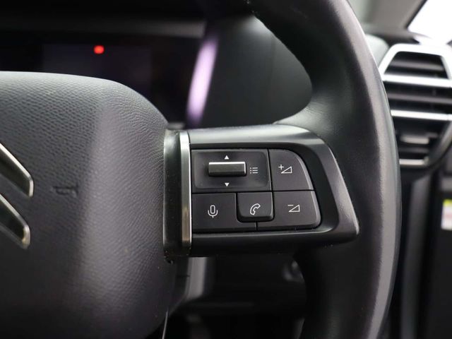 Citroen e-C4 X