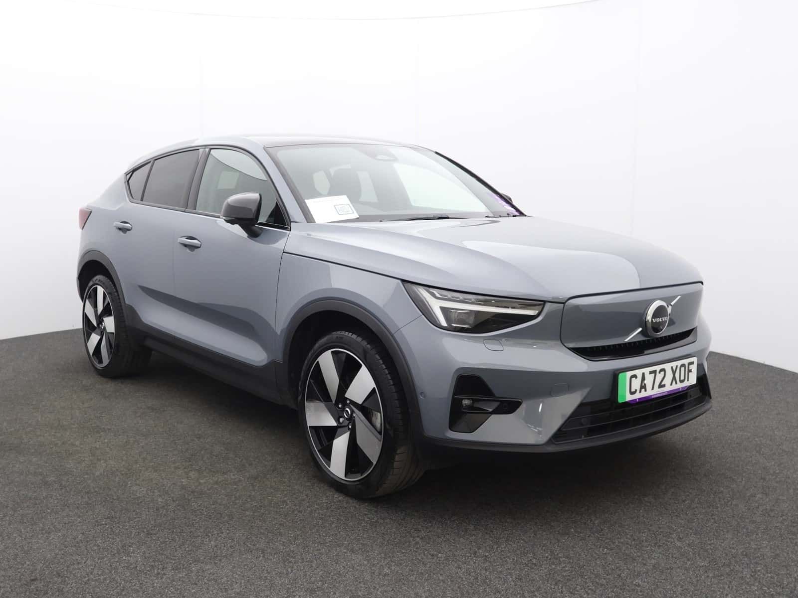 Volvo C40 listing photo