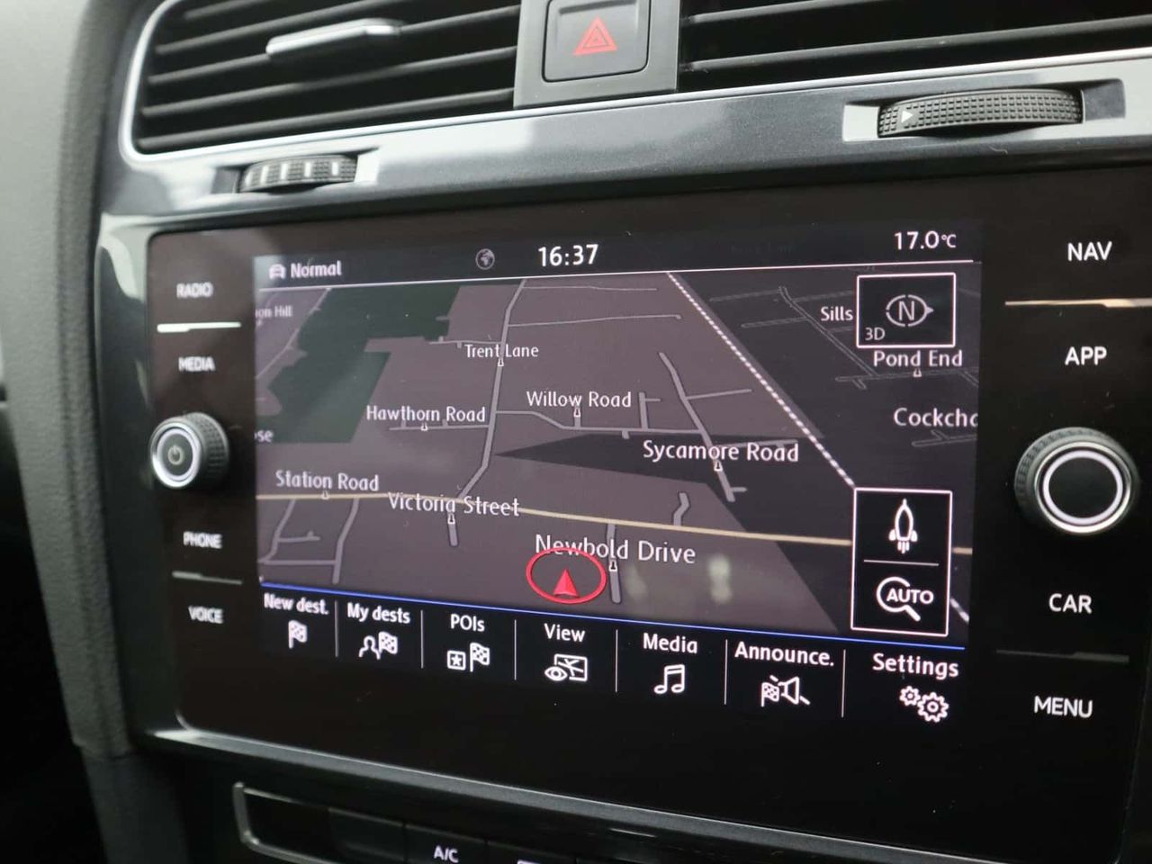 Volkswagen Golf 